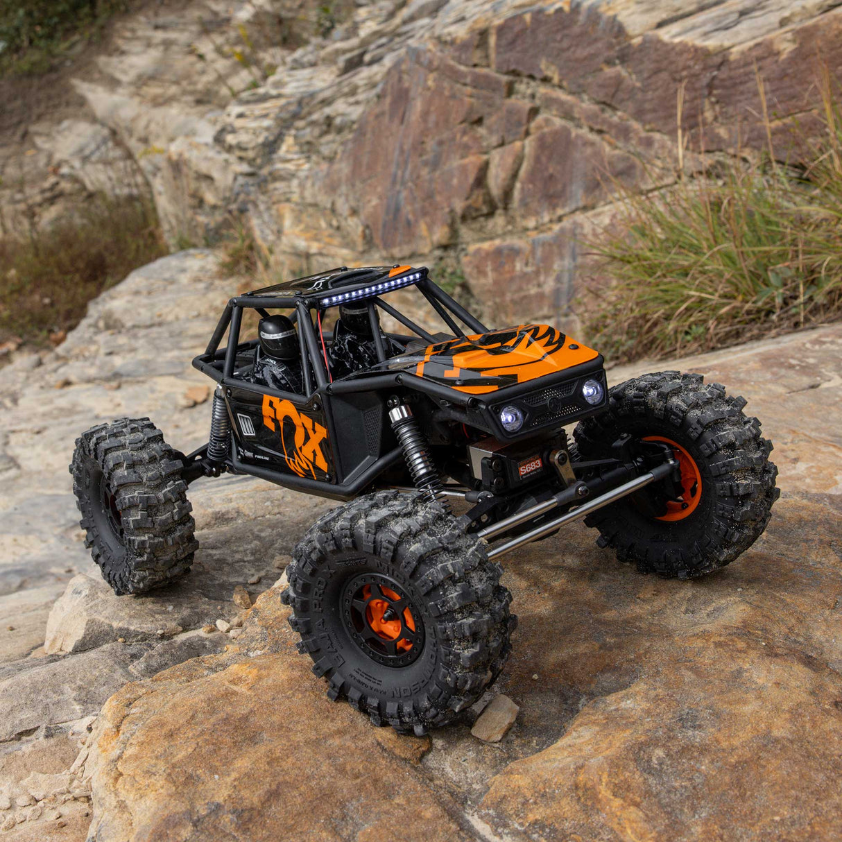 1/10 UTB10 Capra 1.9 4WS 4X4 RTR Brushed Rock Craw — view 9