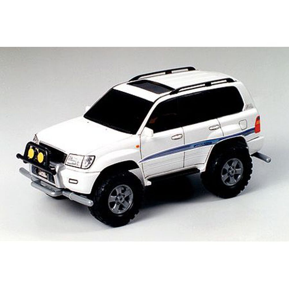 Tamiya 1/32 Toyota Land Cruiser 100 - TAM19021