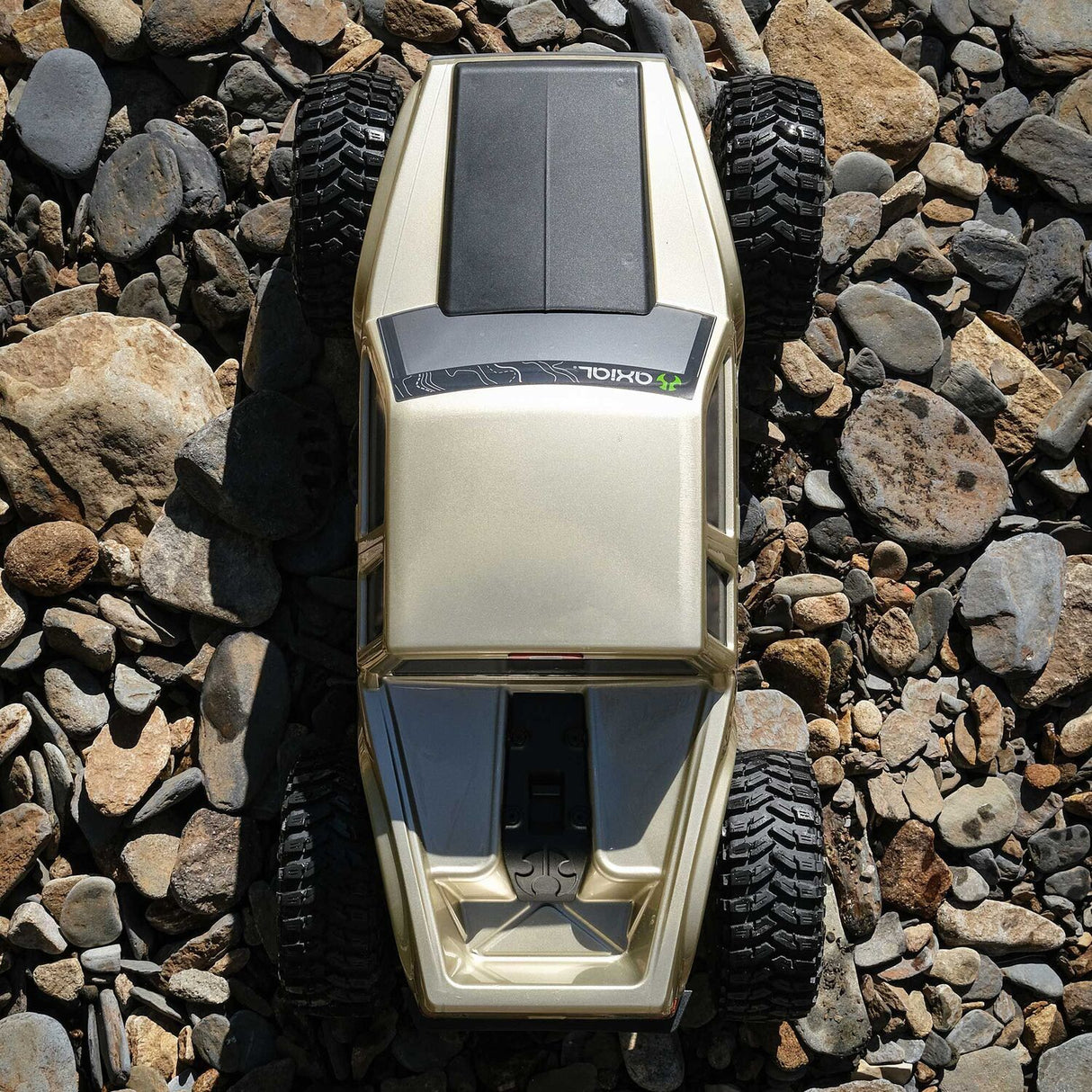 1/10 SCX10 III Coyote 4X4 RTR Rock Crawler (Battery & Charger Included), Gold
