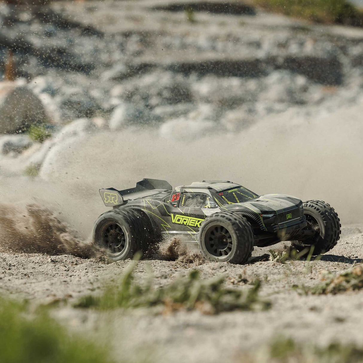 1/10 VORTEKS 223S DSC 2WD RTR Brushless Stadium Truck, Yellow