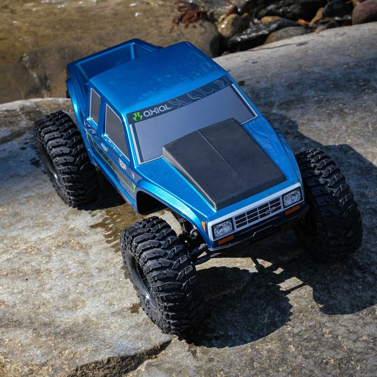 1/10 SCX10 III Coyote 4X4 RTR Brushed Rock Crawler, Blue
