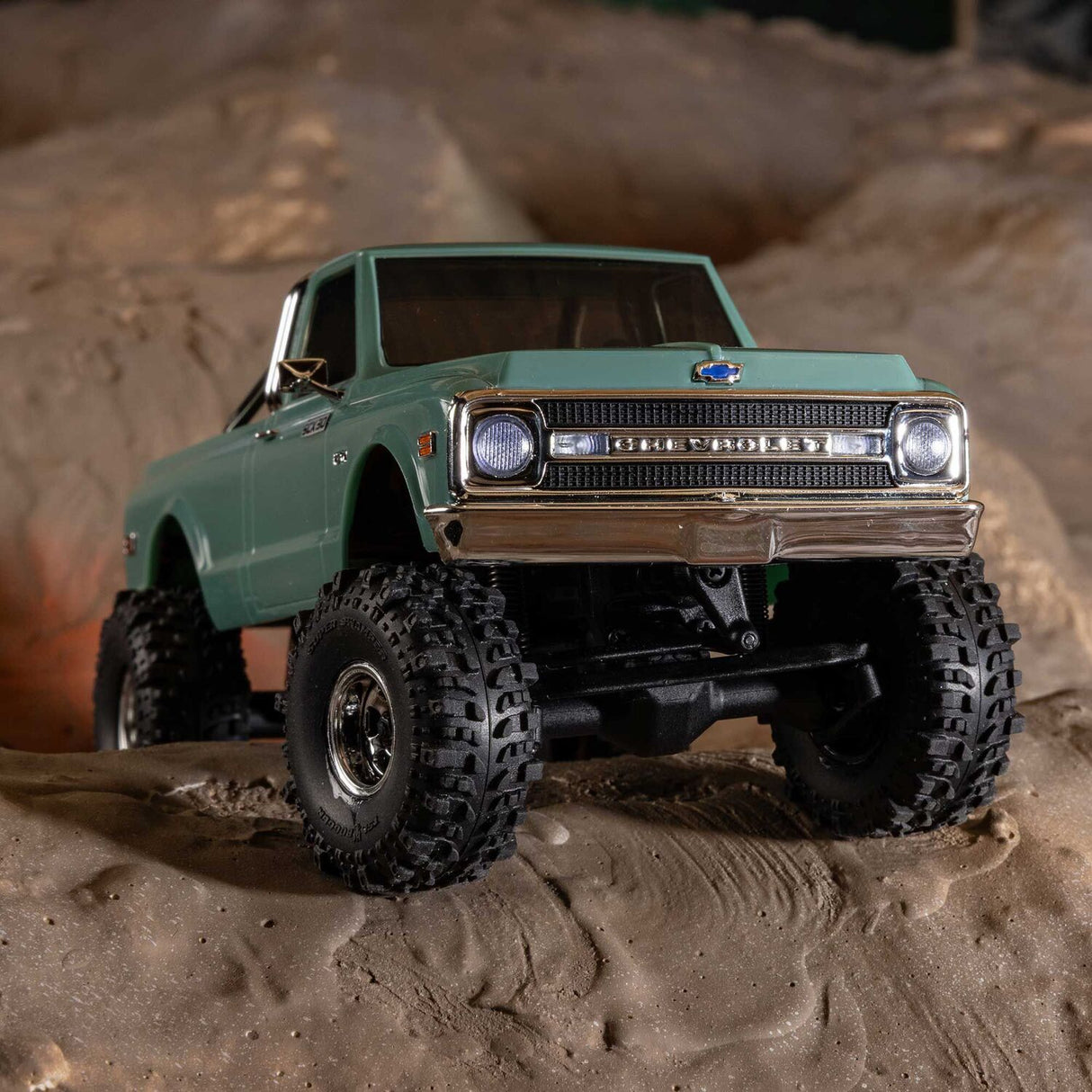 1/30 SCX30 Chevrolet K10 4X4 RTR Brushed Rock Crawler (Battery & Charger Included), Green
