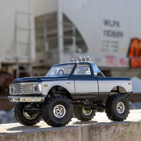 1/24 SCX24 1967-1972 Chevrolet C10 4WD Truck RTR, Black