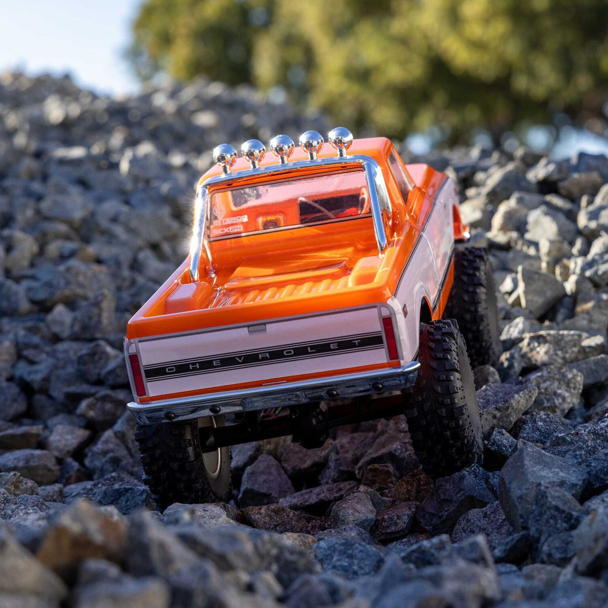 1/24 SCX24 1967-1972 Chevrolet C10 4WD Truck RTR, Orange