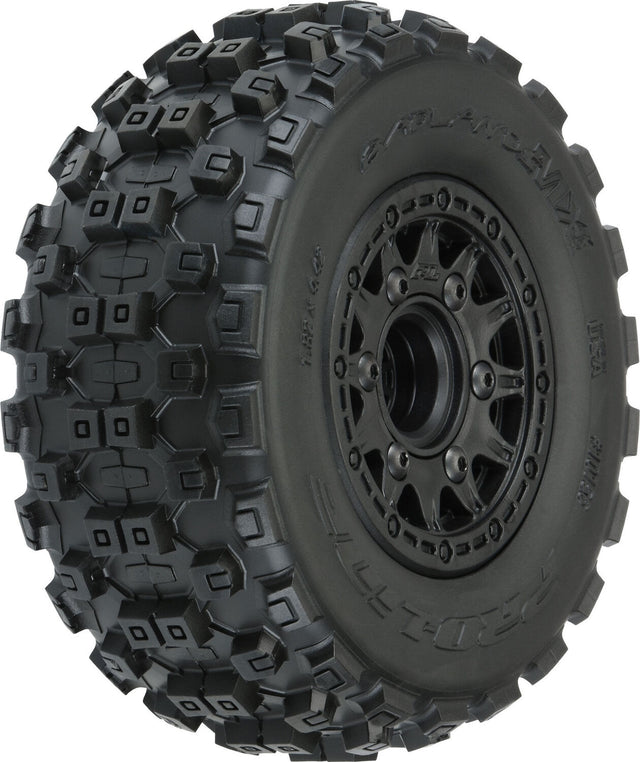 1/10 Badlands MX M2 Fr/Rr 2.2"/3.0" SC Mounted 12mm Blk Raid (2)