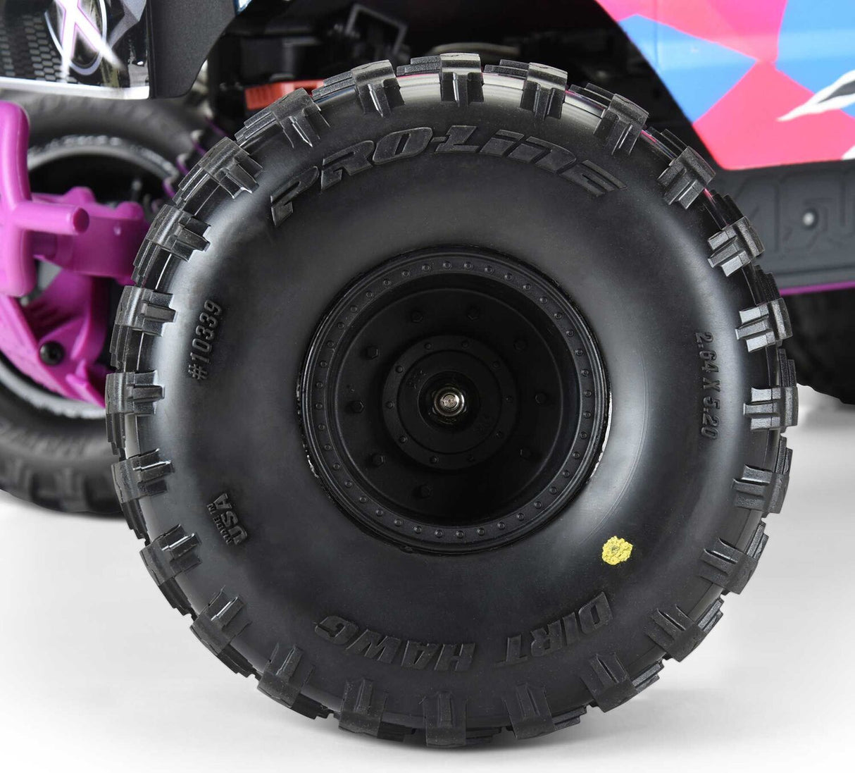 1/10 Dirt Hawg 2.0 F/R 2.6" MT Tires Mounted ARRMA Stock Wheel Black (2): ARRMA QUAKE & GORGON